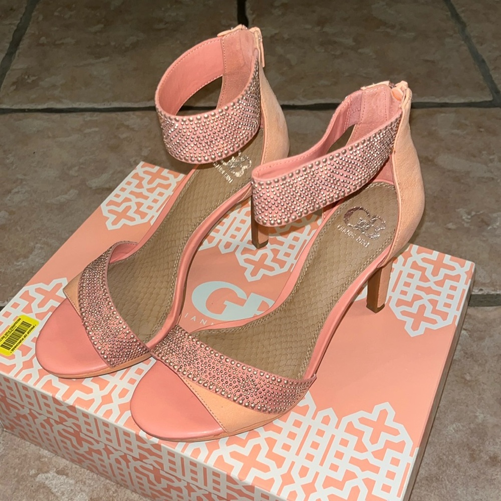 Gianni Bini peachy coral studded heels. Worn once for an event. Size 7.5